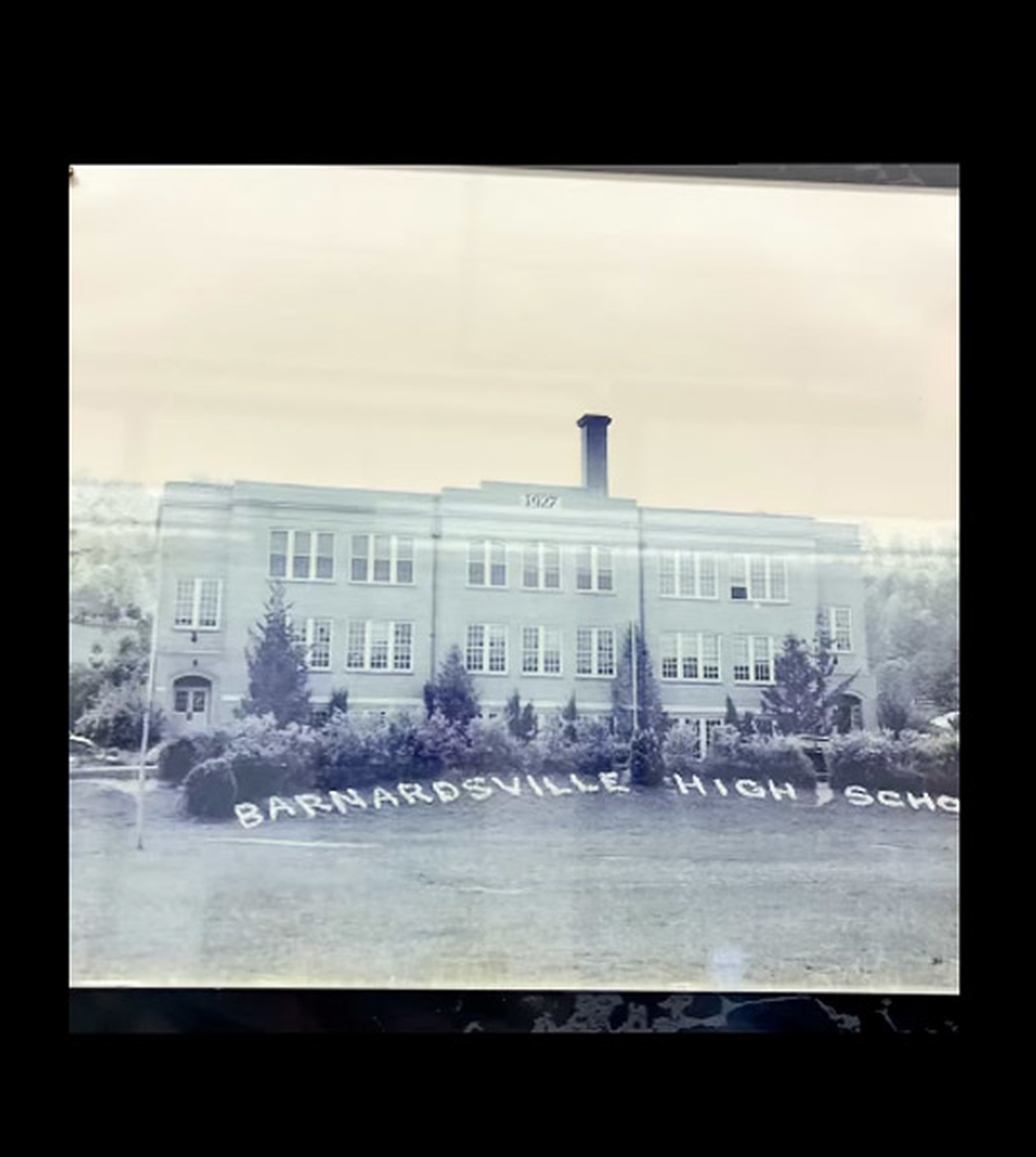 An image of the old Barnardsville High School.
