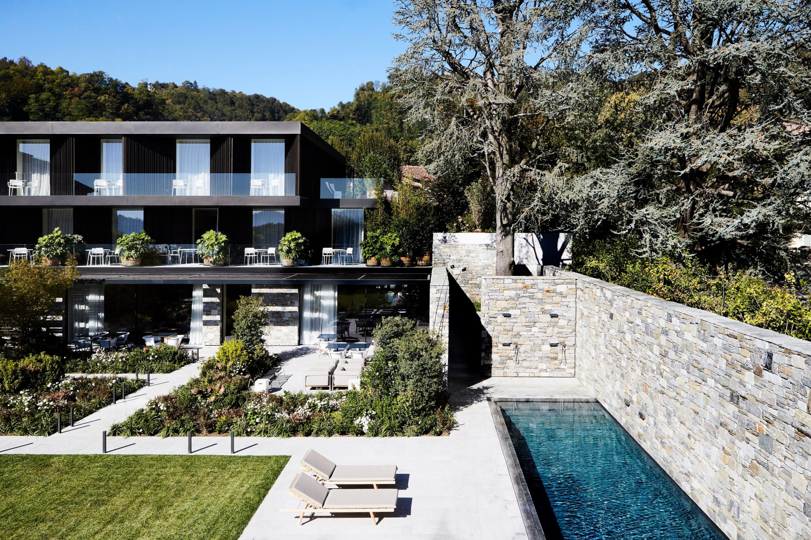 Outdoor with Pool