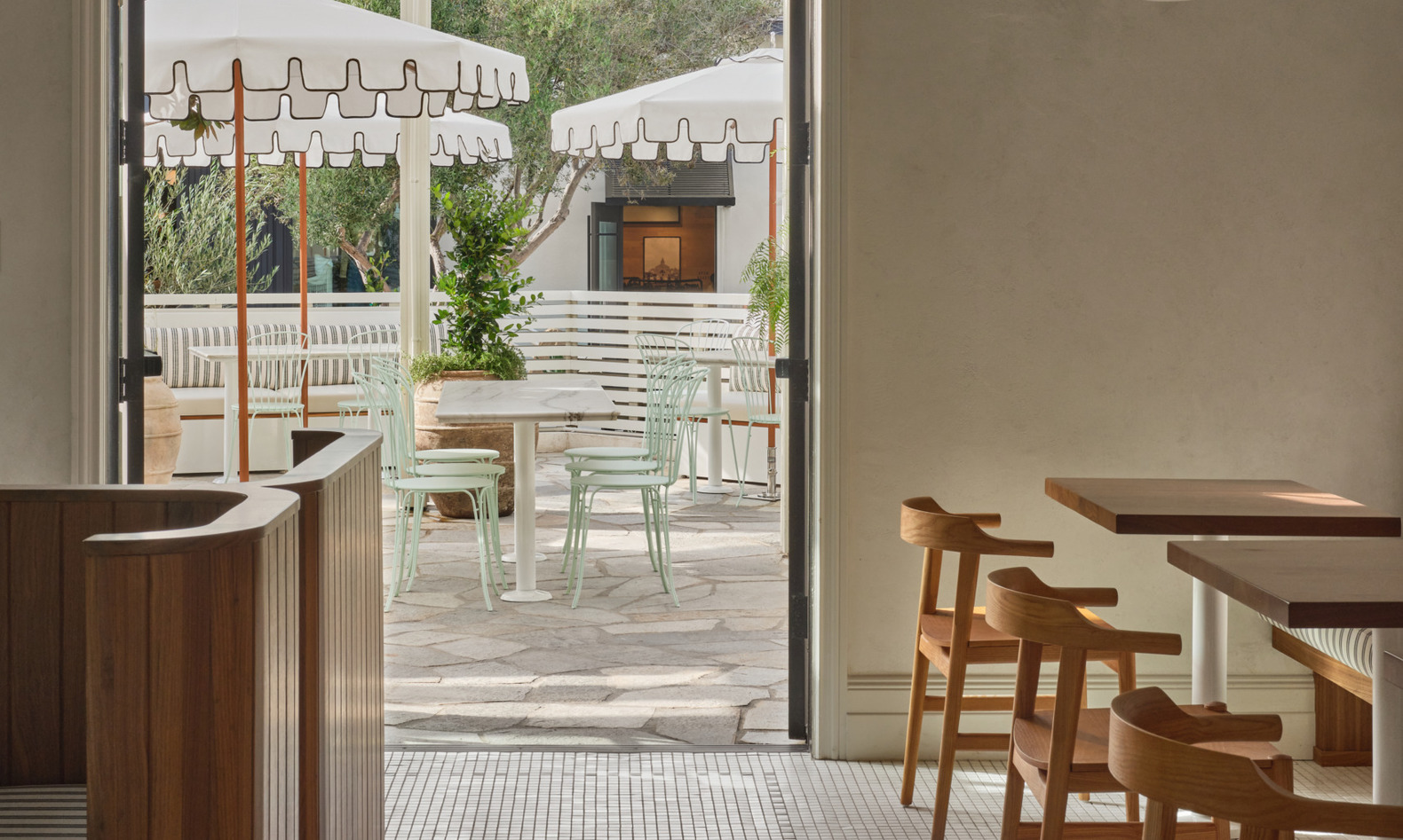 Goop Kitchen Opens Its First Dine-In Restaurant