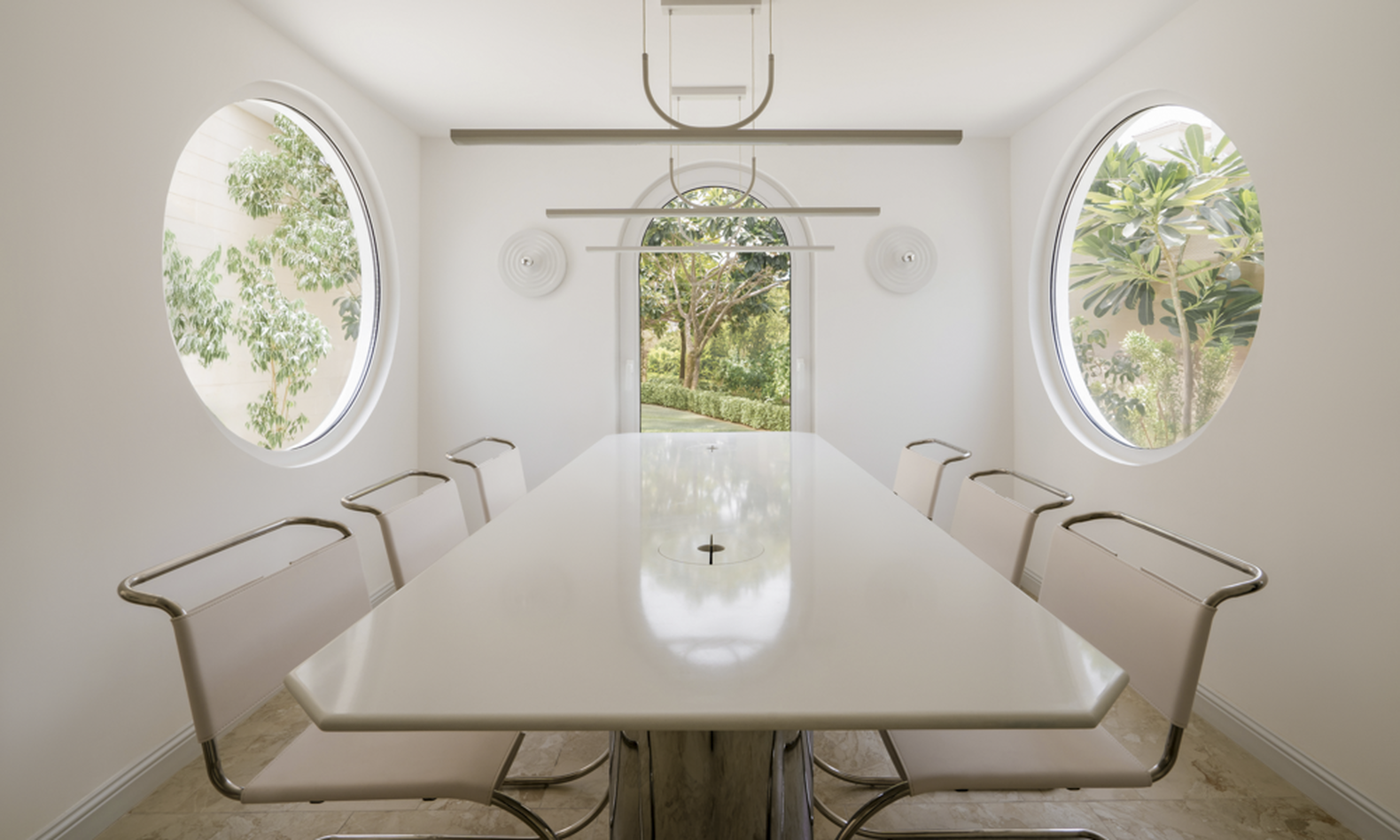 D'Ora Tokai Designs' minimalist Dubai micro-office feels like home | Mix Interiors