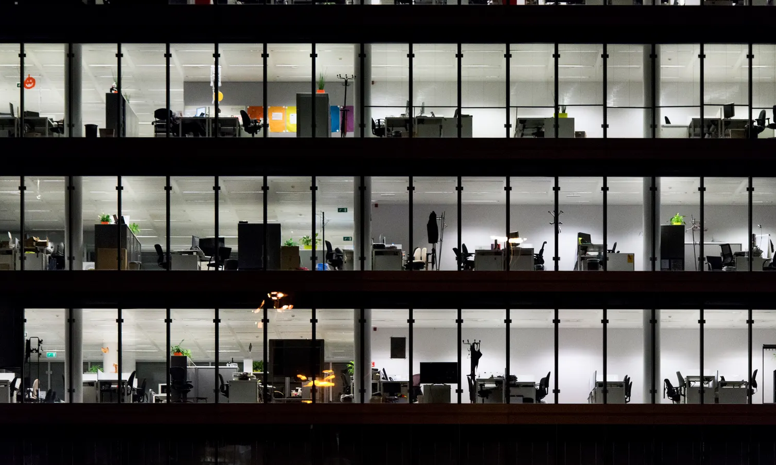 Execs grapple with AI’s coming impact on office space