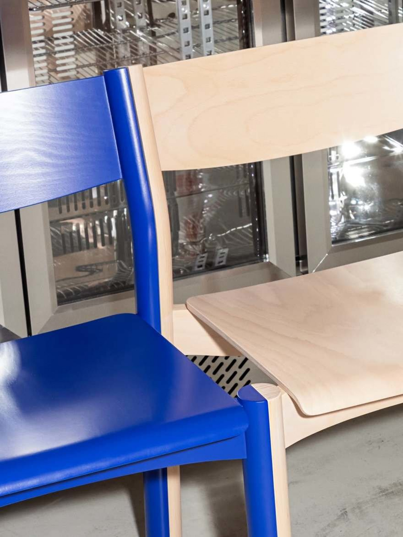 +Halle's Magnetically-Mated Concert Chair  - Core77