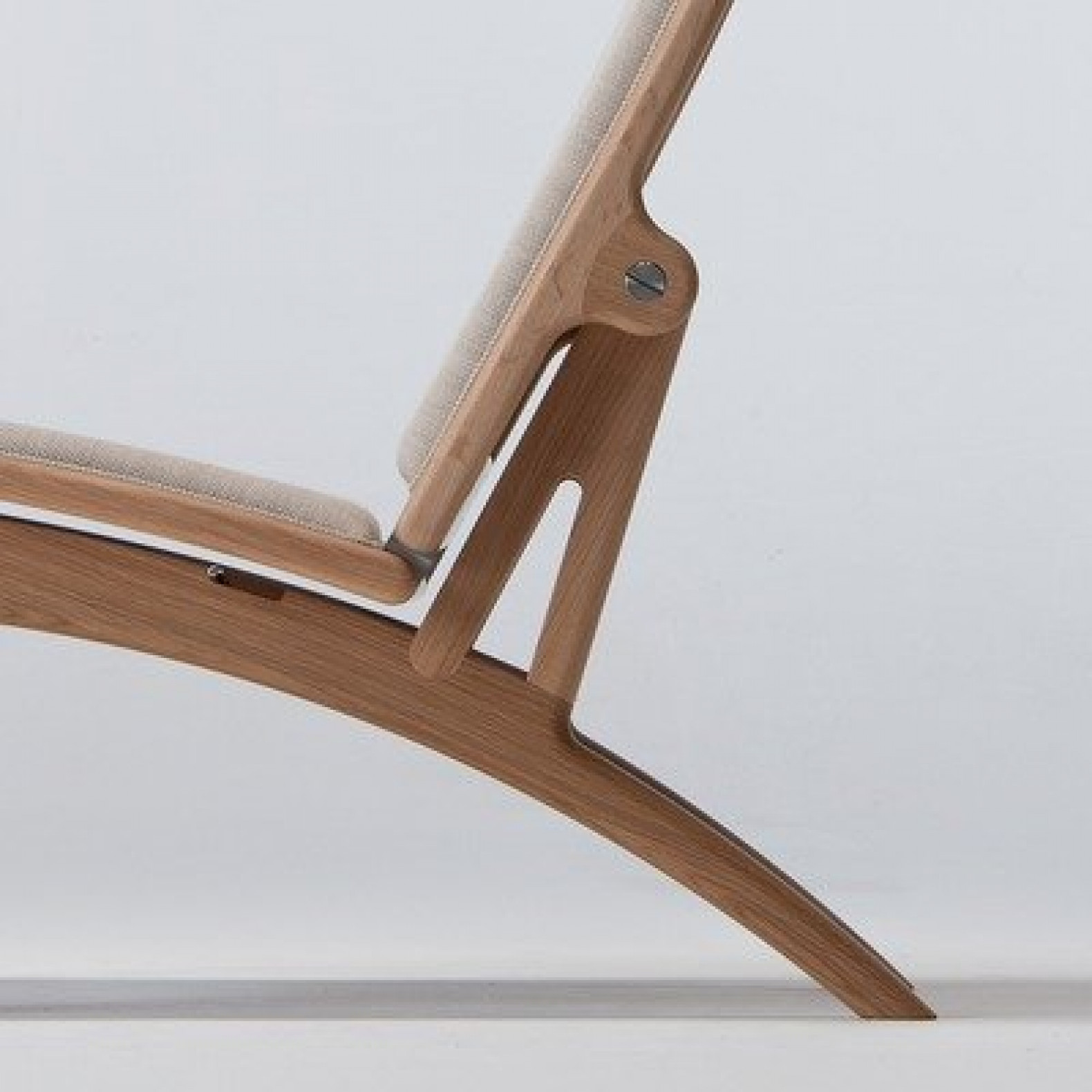 Anker Bak and Takumi Kohgei's Gorgeous Gaze Highback Chair - Core77
