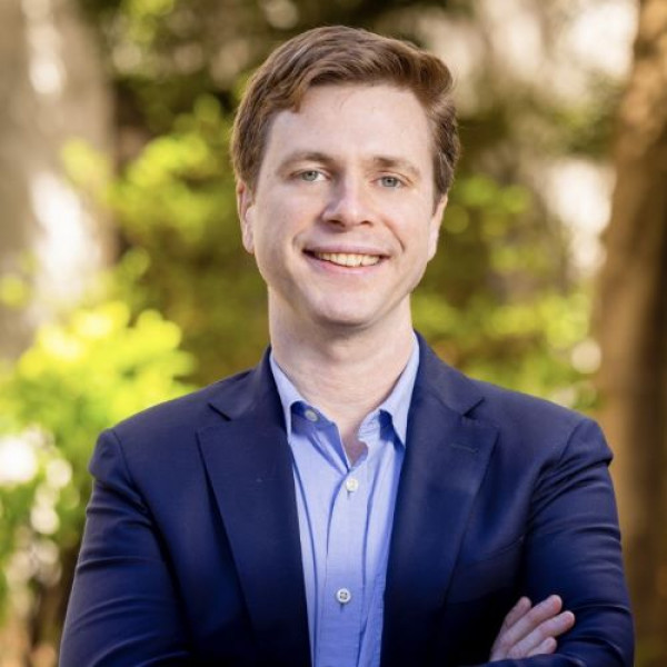 Daniel LaChance '01 headshot