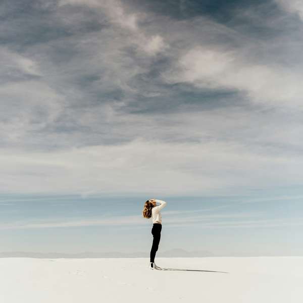 averie-woodard-Av_NirIguEc-unsplash