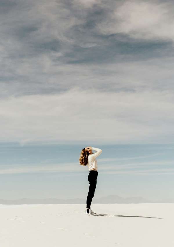 averie-woodard-Av_NirIguEc-unsplash